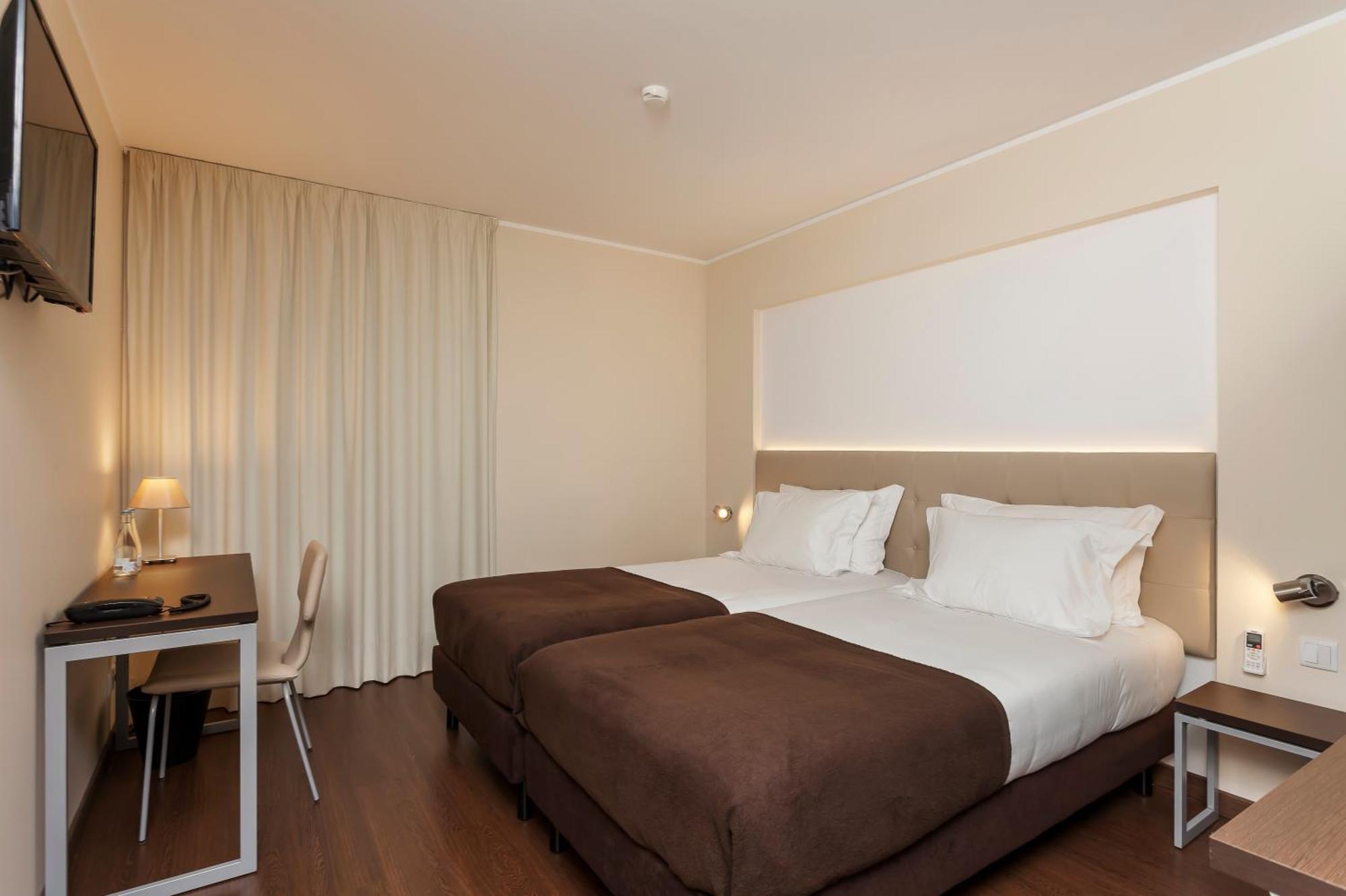 In Gold Hotel & Spa Agueda Phòng bức ảnh